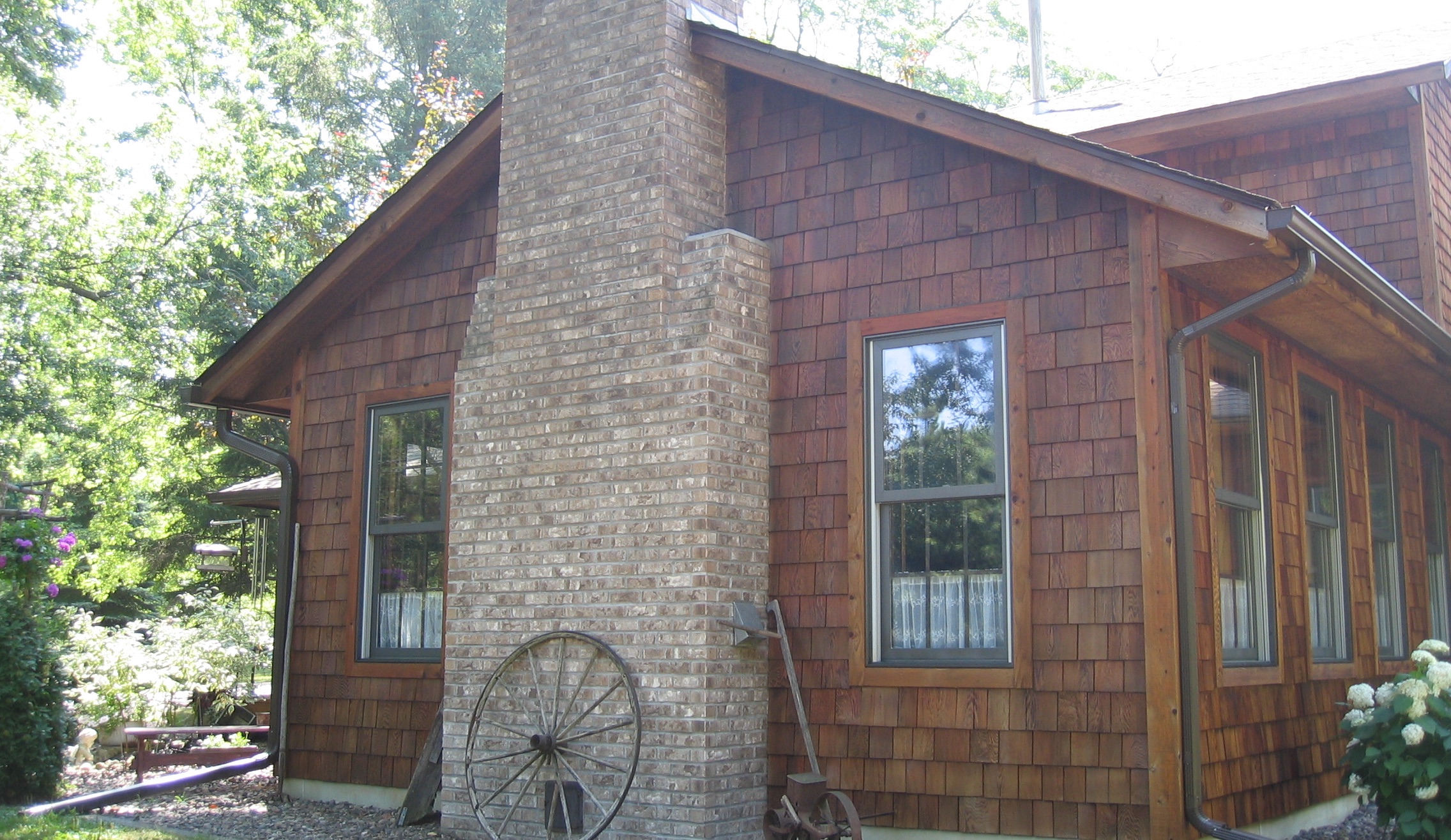 cabin siding cleaning in greater minneapolis